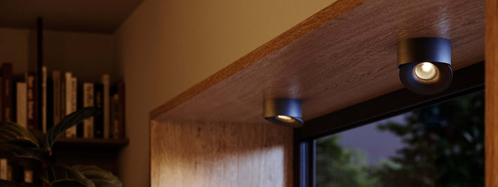 Moderne Deckenleuchte für Schlafzimmer in einer stilvollen Innenraumgestaltung – Welche Deckenleuchte für Schlafzimmer? – s.luce Ratgeber & Design-Ideen.