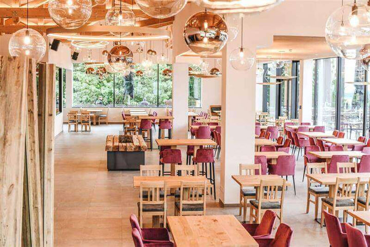 Restaurant Beleuchtung mit s.luce Pendelleuchten