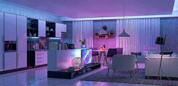 Smart-Home Lampen - Deine individuelle Licht-Lösung in modernem Wohnzimmer mit stimmungsvollem Licht.