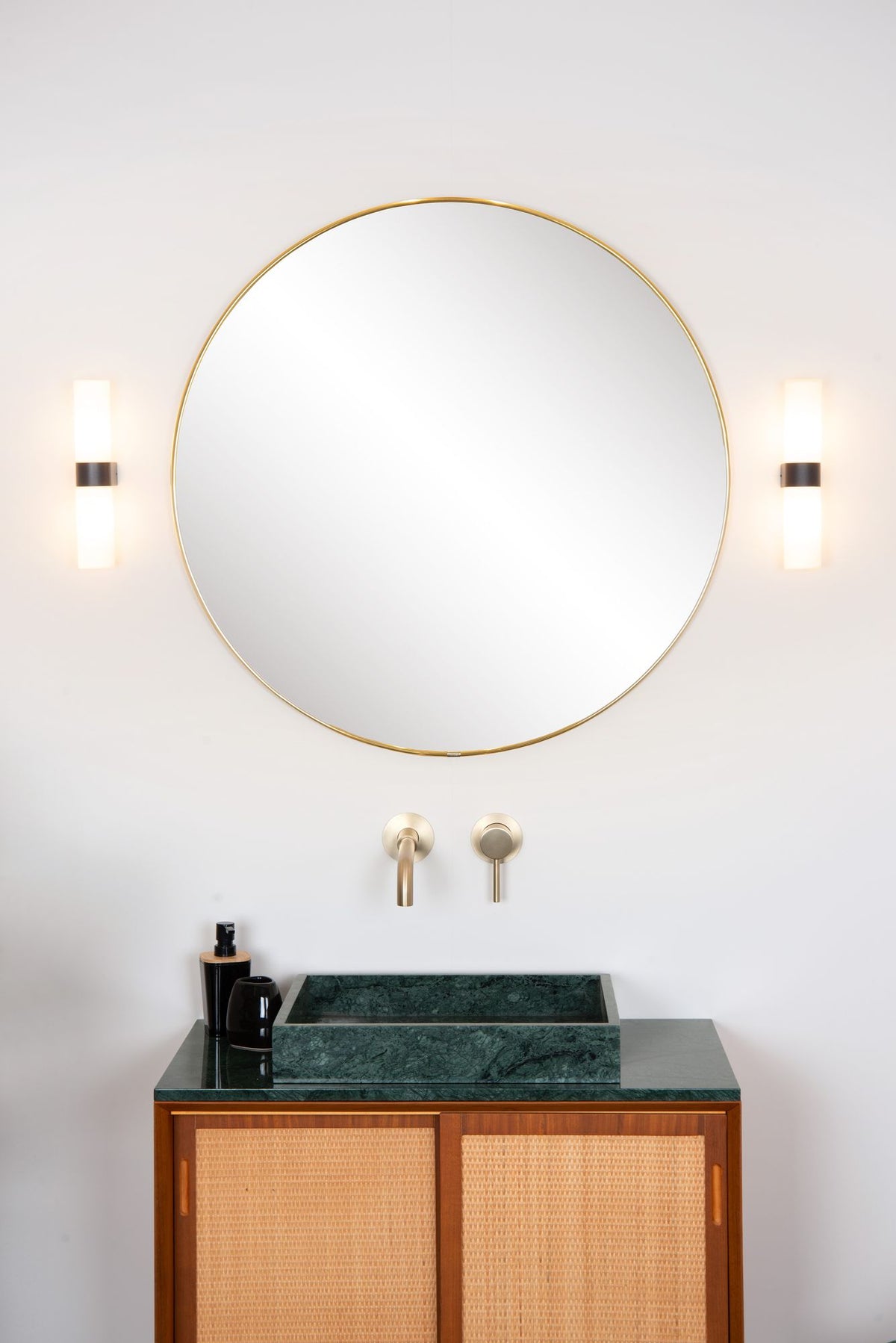 Badezimmer-Wandleuchte Jesse 2-flammig IP44 Glas Schwarz (1)