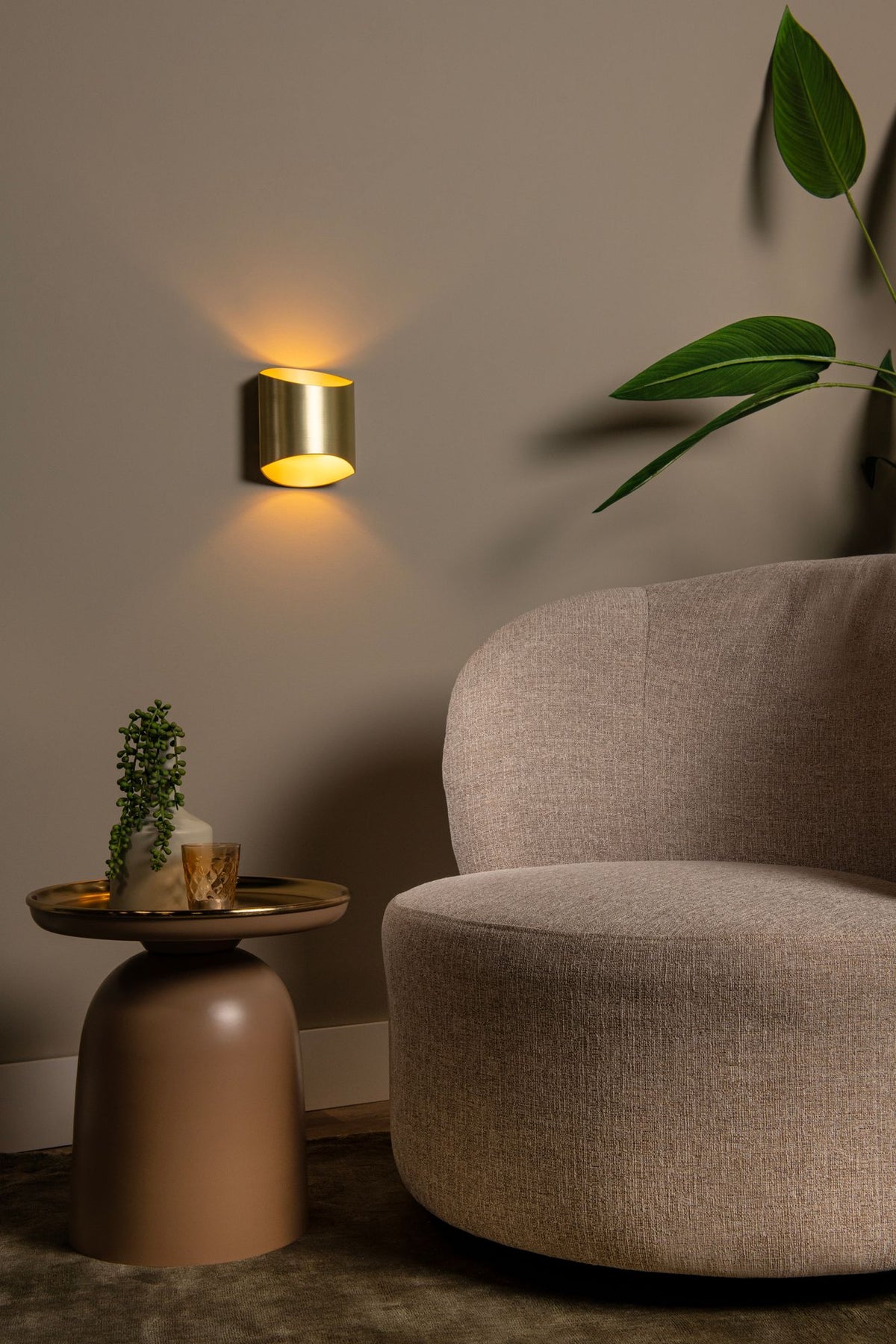 Applique Diletta ovale avec uplight et downlight en aluminium 16x8x18cm (4)