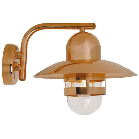 Applique da esterno Nibe in rame, lampada da esterno senza tempo con vetro trasparente da stalla e un elegante design in rame.