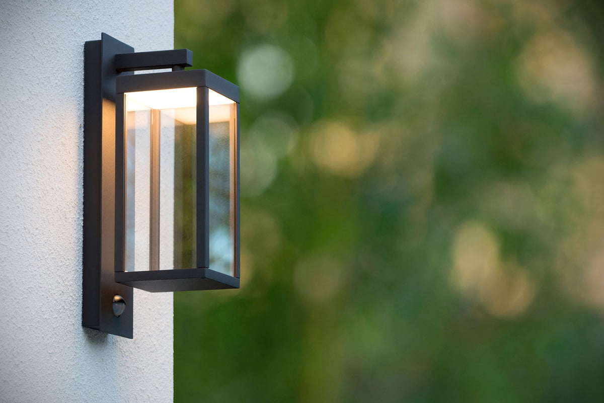 LED-Clairette outdoor wall light with motion sensor IP54 (3)
