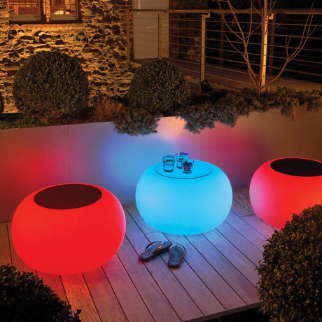 Moree Bubble Outdoor LED stół lub stołek w różnych kolorach do użytku na zewnątrz
