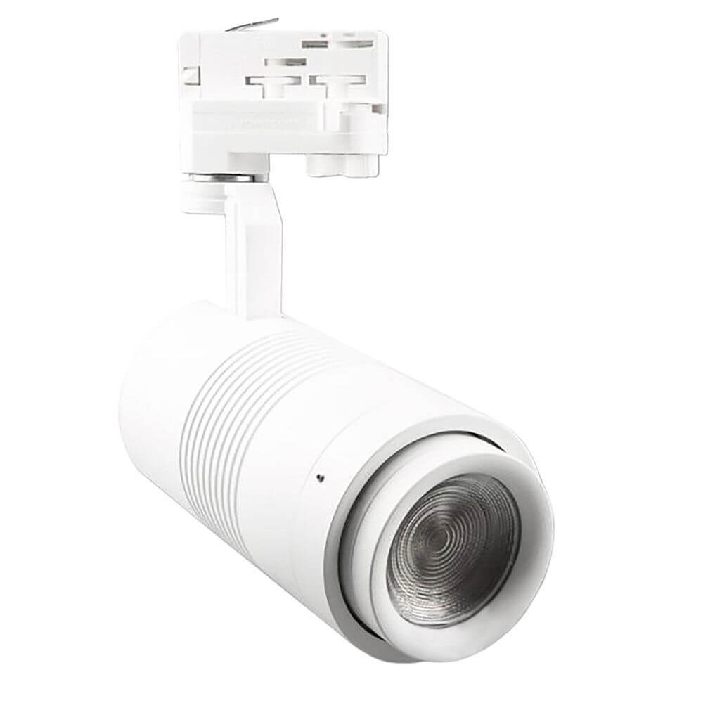 Weißer 3-Phasen LED-Strahler, fokussierbar, ideal zur Beleuchtung von Obst und Gemüse.