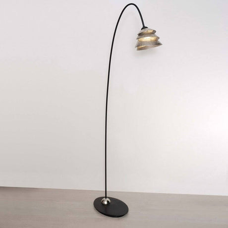 Candeeiro de pé Snail One Ferro Preto-Prateado com design elegante e curvo e candeeiro moderno.