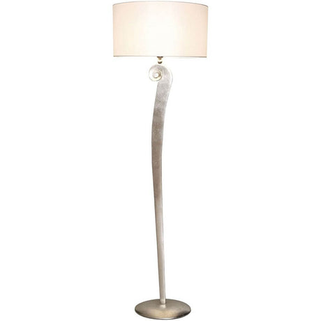 Lampada da terra Lino in ferro argento-bianco con design elegante e paralume chiaro per l’abitare moderno.