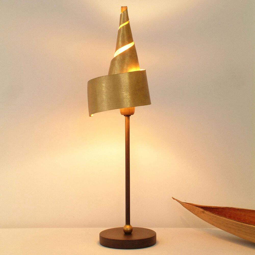 Tischleuchte Innovazione Eisen Braun-Schwarz-Gold mit modernem Design und goldenen Akzenten.