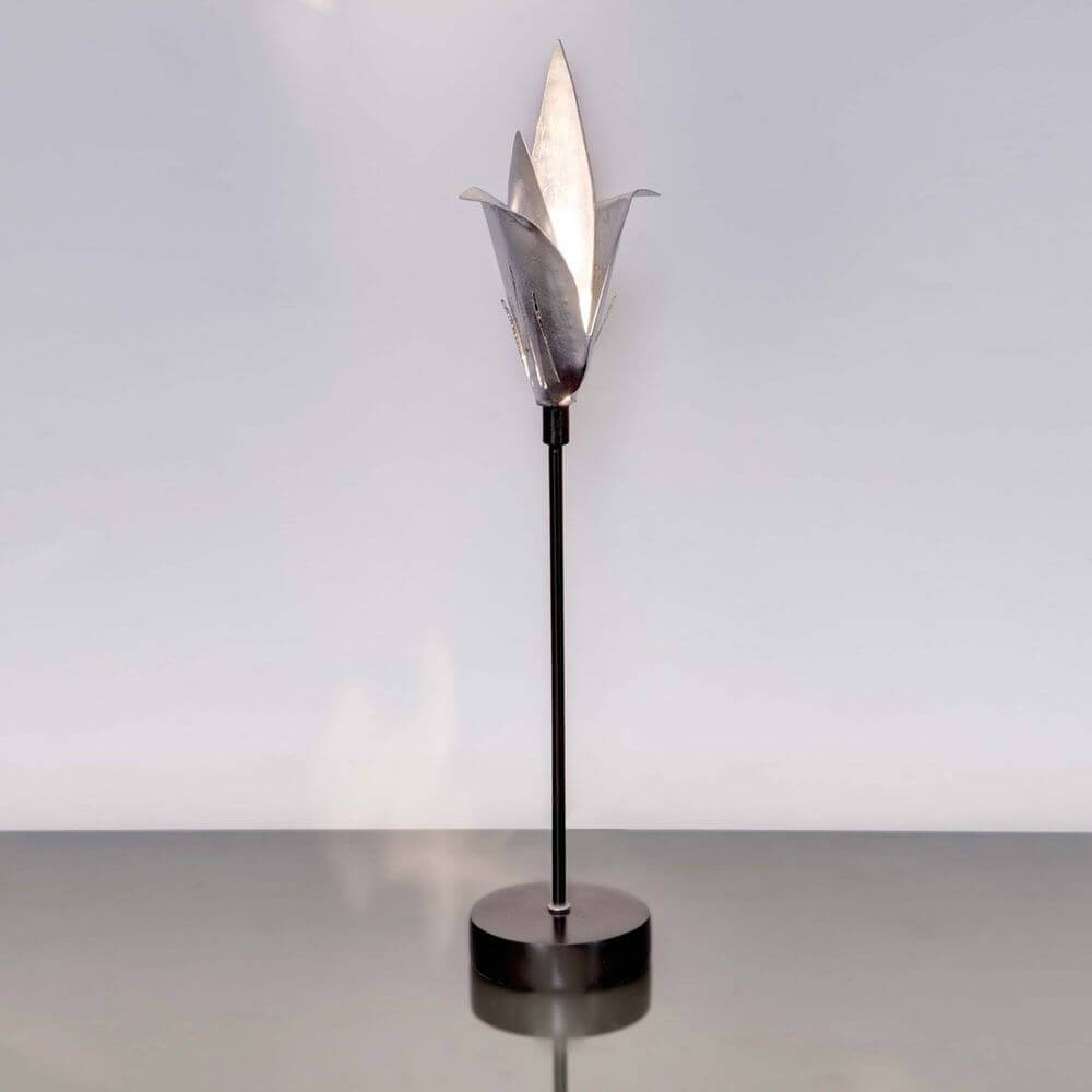 Tischleuchte Piccola Airone Eisen Schwarz-Silber mit elegantem, floralem Design und glänzender Oberfläche