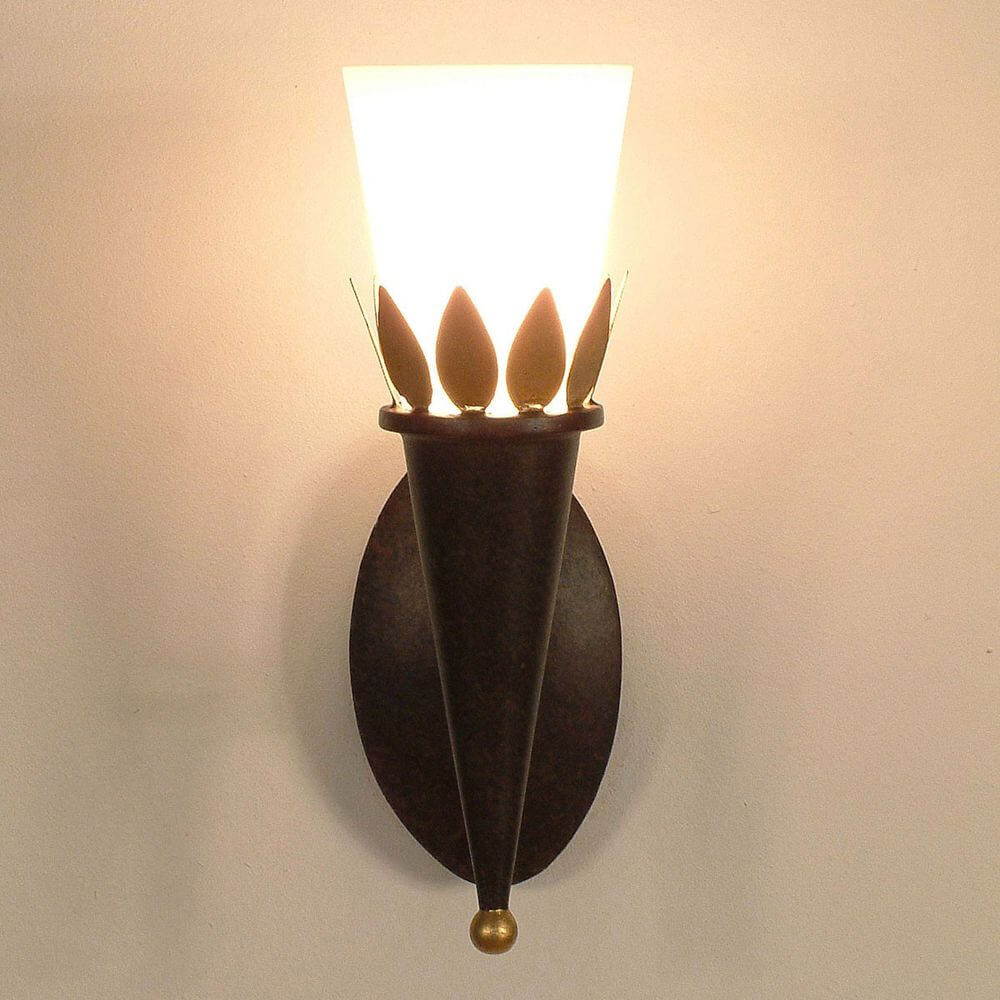 Wandleuchte Torcia Foglie Eisen-Glas Braun-Schwarz-Gold an der Wand, elegantes Lichtdesign.