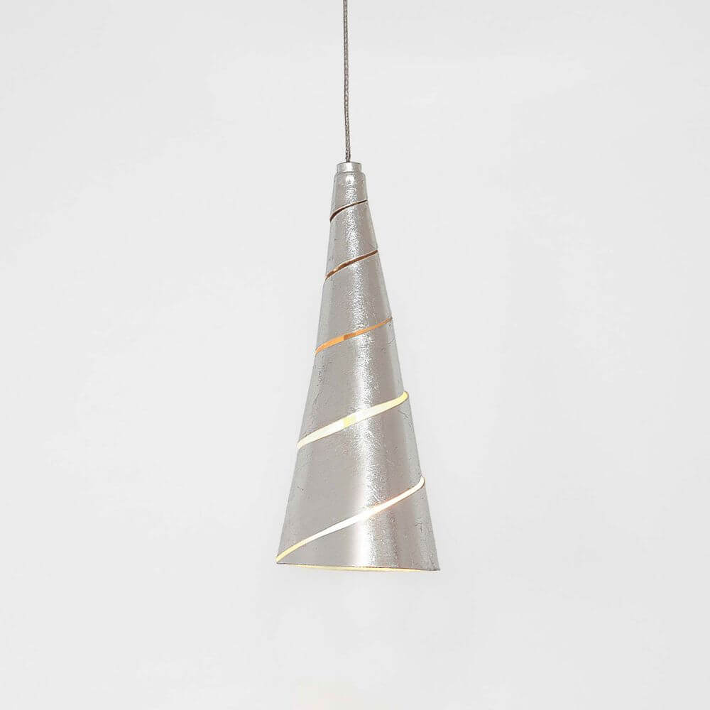Pendelleuchte Innovazione Eisen Silber in modernem Design, silberne Farbe mit eleganten Akzenten, ideal für zeitgemäße Räume.