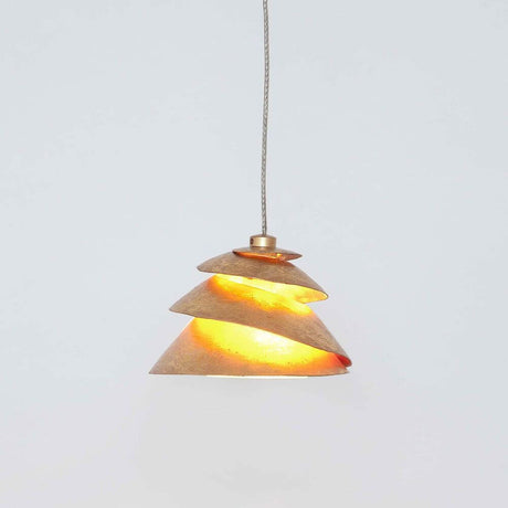 Lampa wisząca Snail żelazo złoto w eleganckim wzornictwie z ciepłym światłem