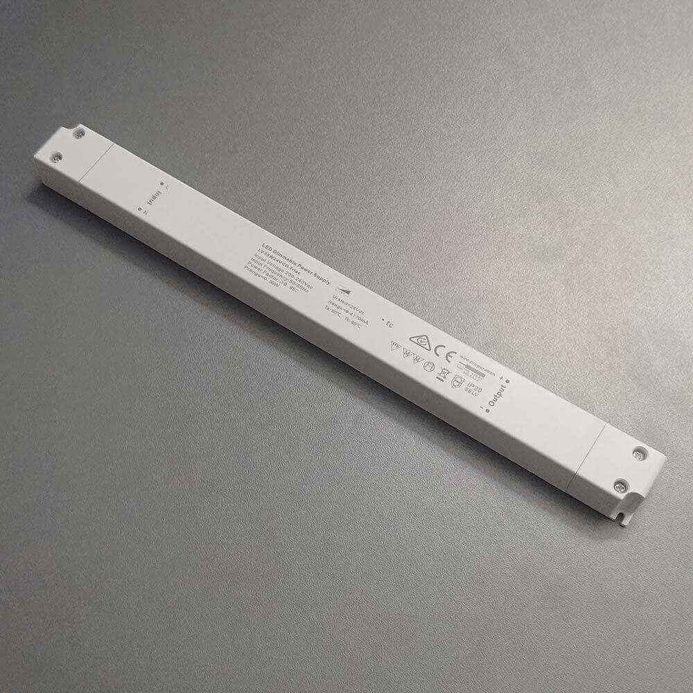 30W zertifiziertes slim LED Netzteil, 24V DC, TRIAC dimmbar, flickerfree, IP20, ideal für verschiedene Dimmer.