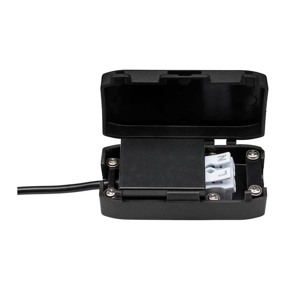 Geöffnete schwarze Anschlussbox für LED-Einbauleuchten mit sichtbarem Innenleben und Kabel.