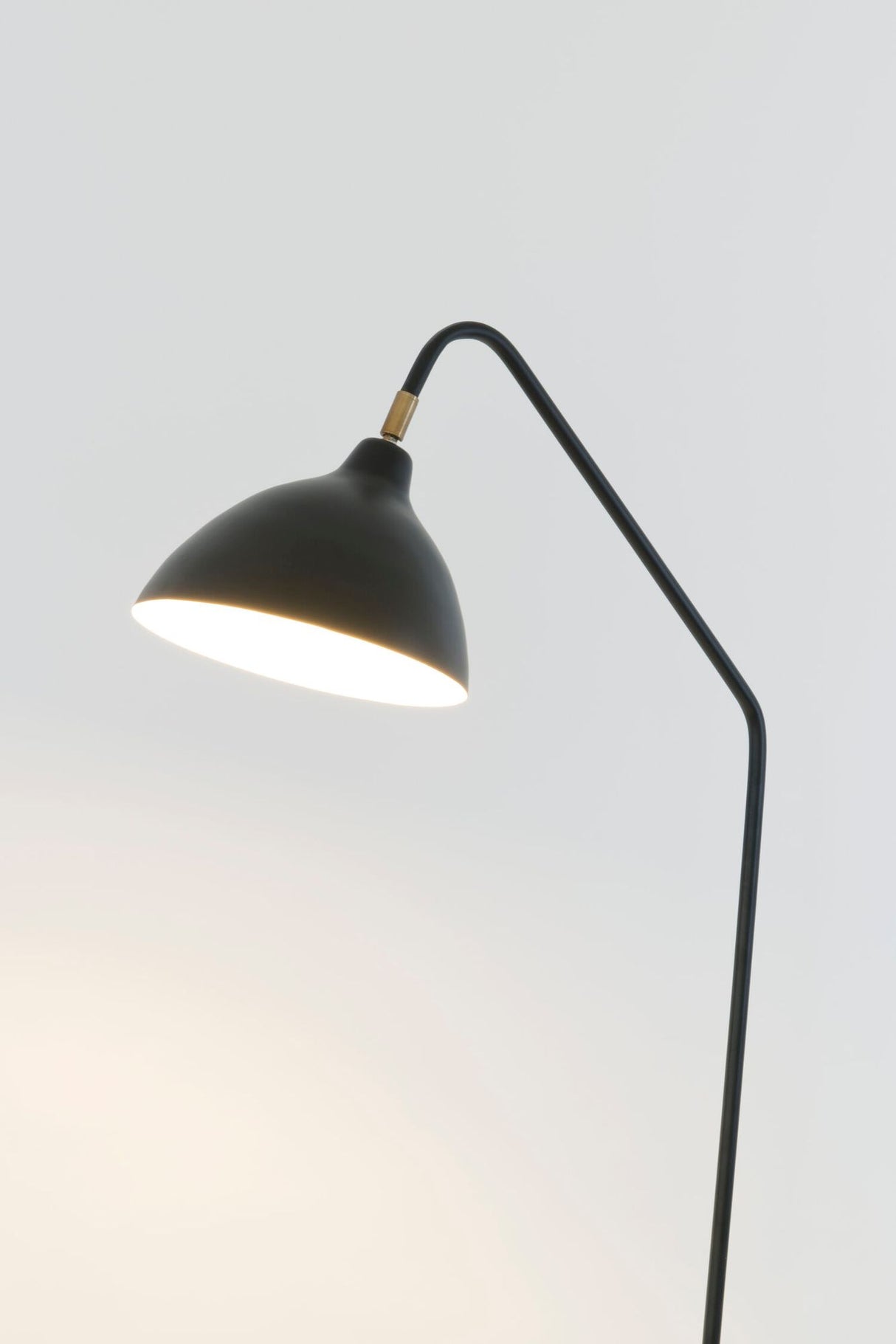 Stehlampe Classico mit Schirm Rund 157 cm Schwarz