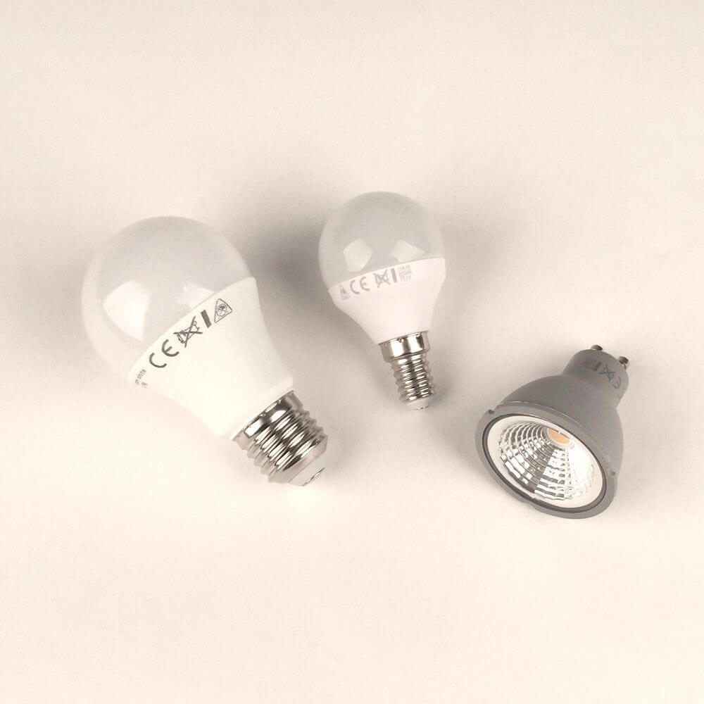 GU10 LED Dimmbar per Schalter Warmweiß 3000K 400lm 4,8W - verschiedene LED-Birnen im Vergleich