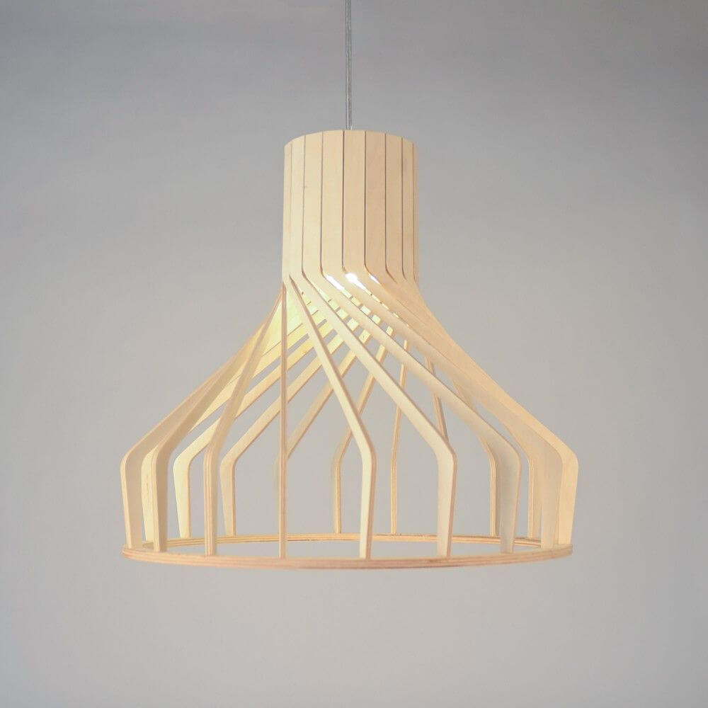 Woody Holz Pendelleuchte Ø 38cm Buche in modernem Design mit klassischer Glockenform und offenem Holzrahmen.