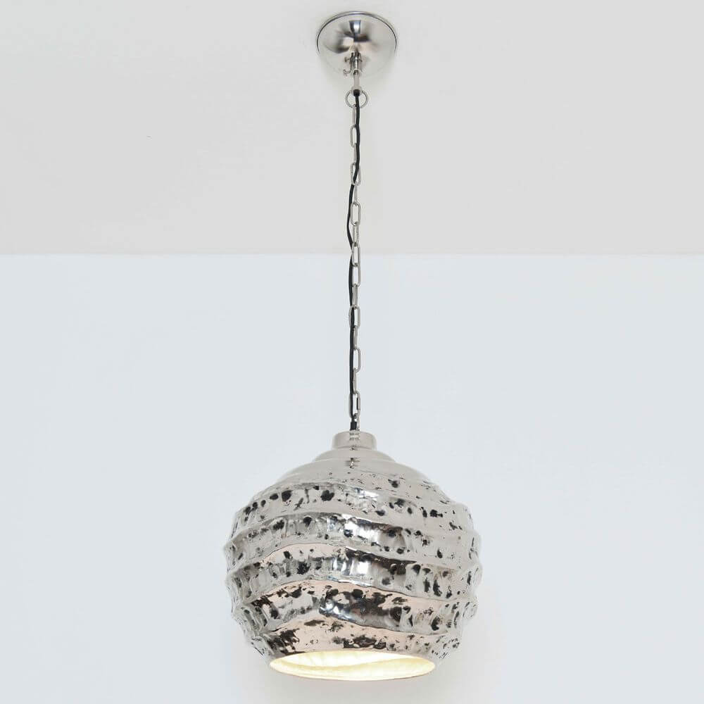 Hängeleuchte Pomelo aus Aluminium, vernickelt in Silber-Schwarz, modernes Design für stilvolle Innenräume.