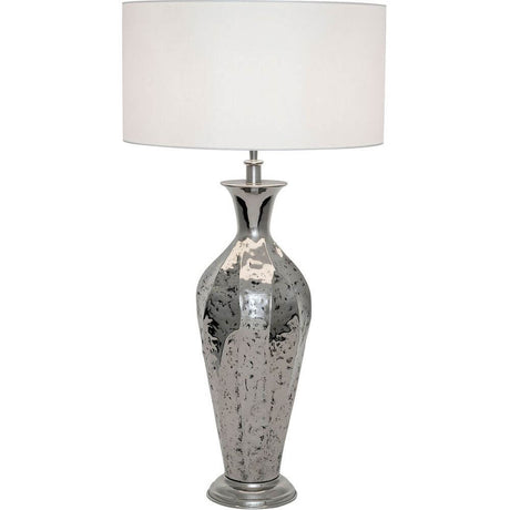 Lampada da tavolo Maga in alluminio nichelato argento con design moderno e superficie elegante.