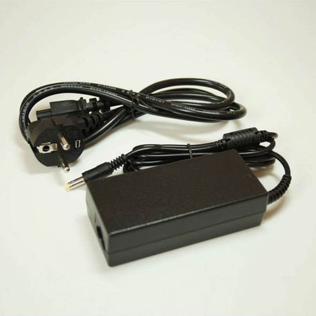 72W Einbau- und Desktopnetzteil 24V 3A 72W mit Stecker und Kabel für LED-Strip-Systeme