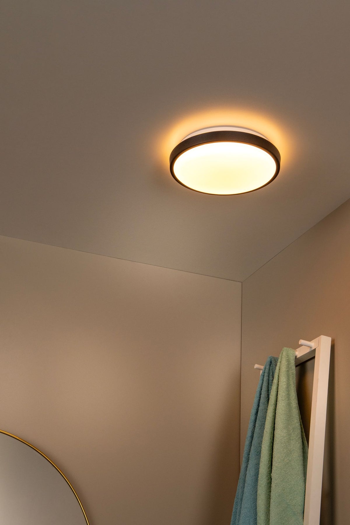 LED-ceiling light Dasher round Ø 29.3cm with motion sensor IP44 2700K warm white (3)