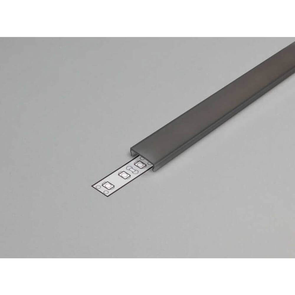 Eckige Abdeckung 200cm Typ C in Schwarz für LED-Strip-Profile, schützt und vervollständigt das System.