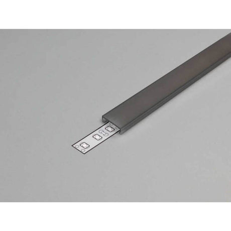 Abdeckung eckig 200cm Typ C Schwarz, perfekt für LED-Strip-Systeme und Schutz vor äußeren Einflüssen.