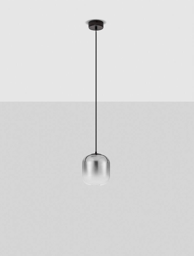 Aelia LED Pendelleuchte 3000K Schwarz, Rauch über einem grauen Hintergrund, elegantes Design.