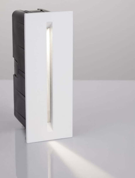 Aizen LED outdoor wall recessed light 3000K white IP54 in an elegant design version, radiant white.