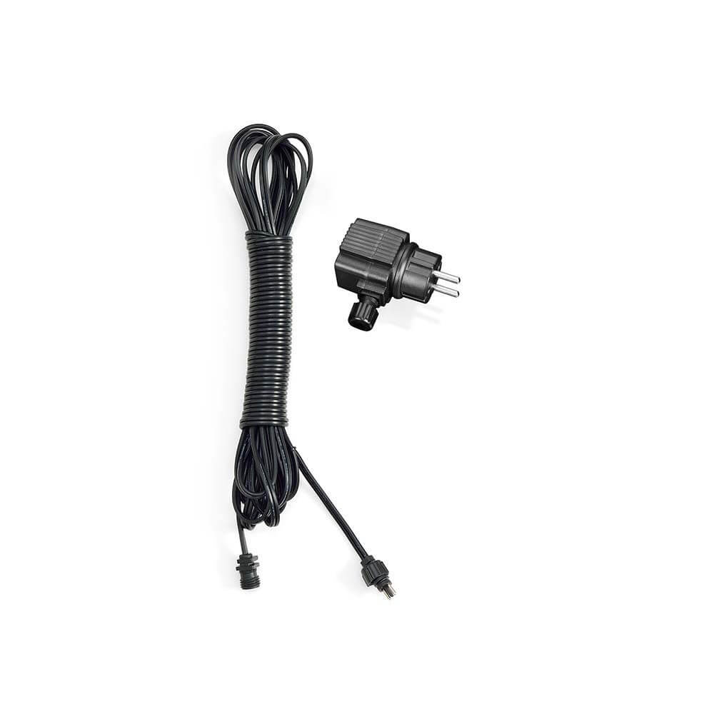 Amalfi LED Außen-Wandleuchte inkl. Trafo 12V Weiß mit schwarzem Kabel und Stecker.