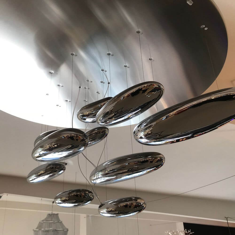 Artemide Mercury Sospensione LED Hängelampe mit futuristischen Lichtsteinen aus Chrom, Ø 110cm, stilvolles Design.