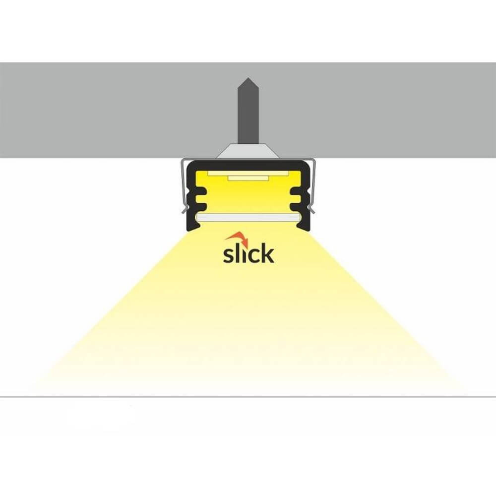 LED-Strahler in Aufbauprofil mit Beleuchtung, ideal für professionelle LED-Installationen.