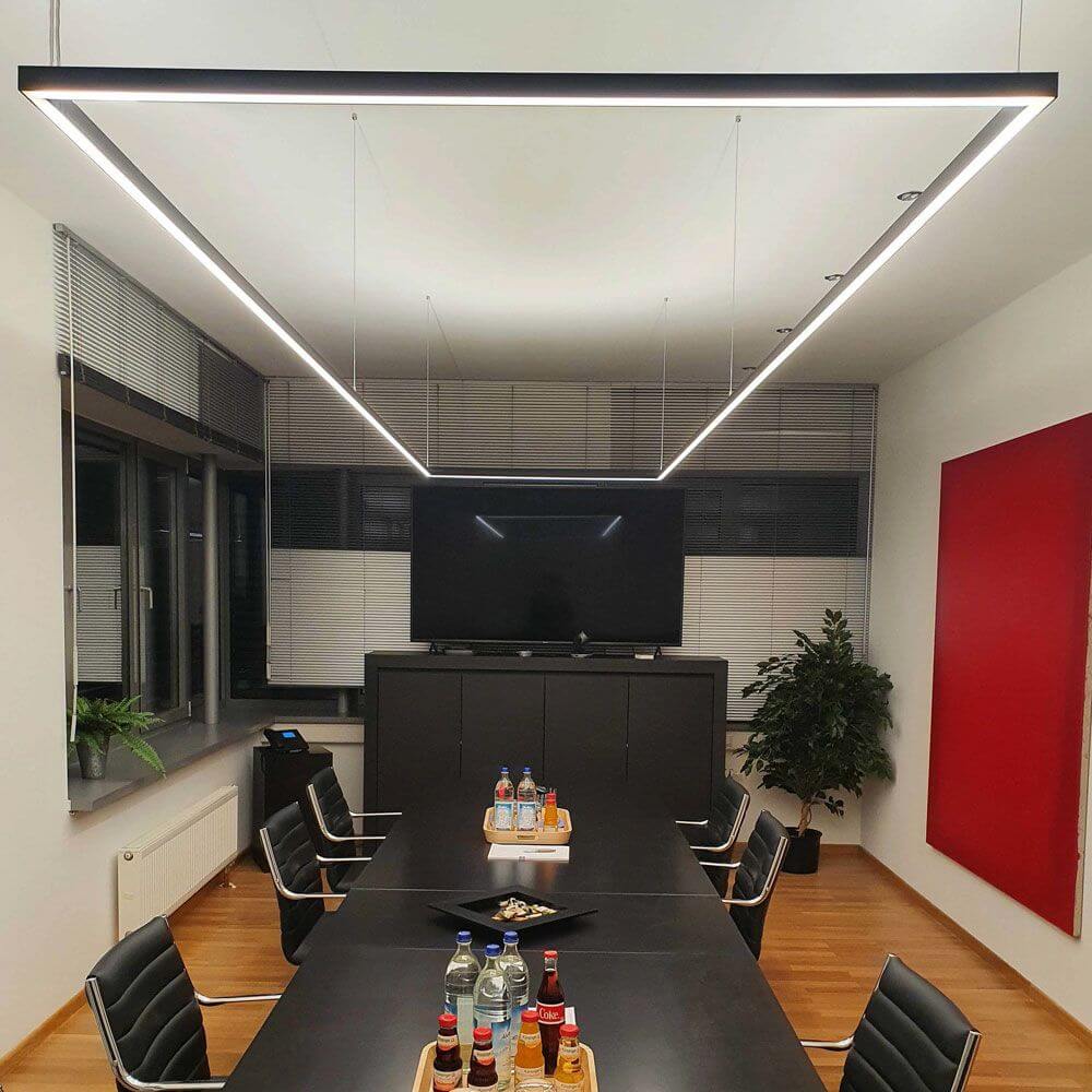 Aufbauprofil tief 200cm Schwarz ohne Abdeckung für LED-Strips