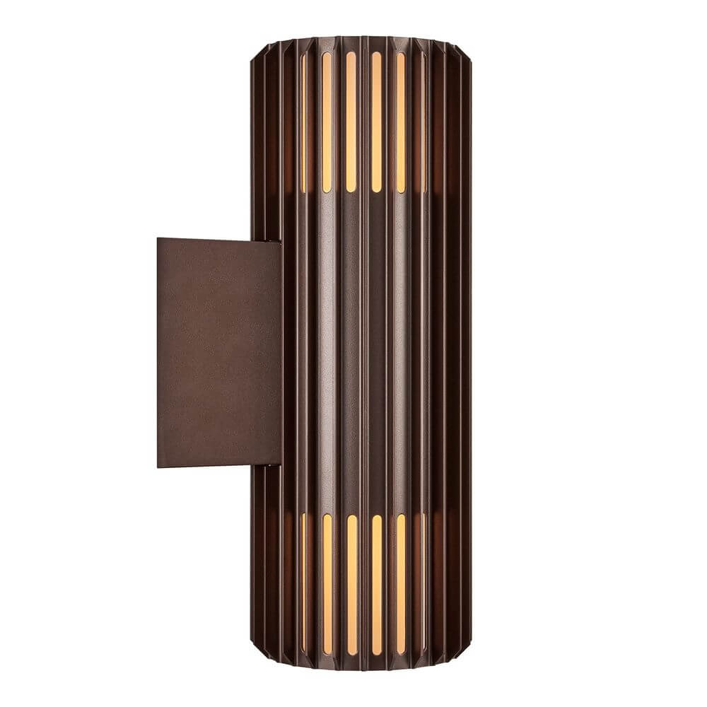 Außenwandlampe Aludra Double Seaside IP54 in modernem minimalistischem Design mit Licht- und Schatteneffekt.