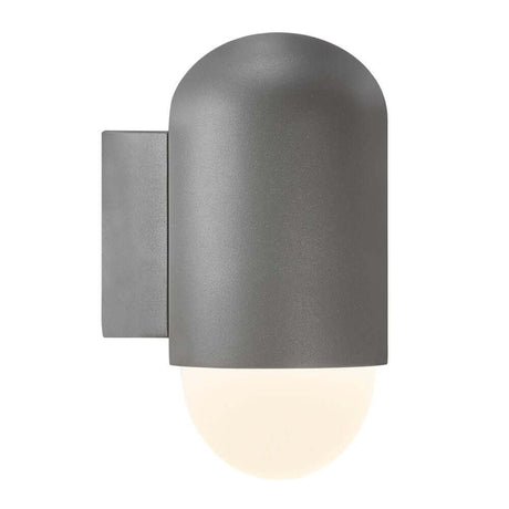 Außenwandlampe Heka IP54 in Dunkelgrau mit moderner Außenbeleuchtung für Hauswand und wetterfestem Design