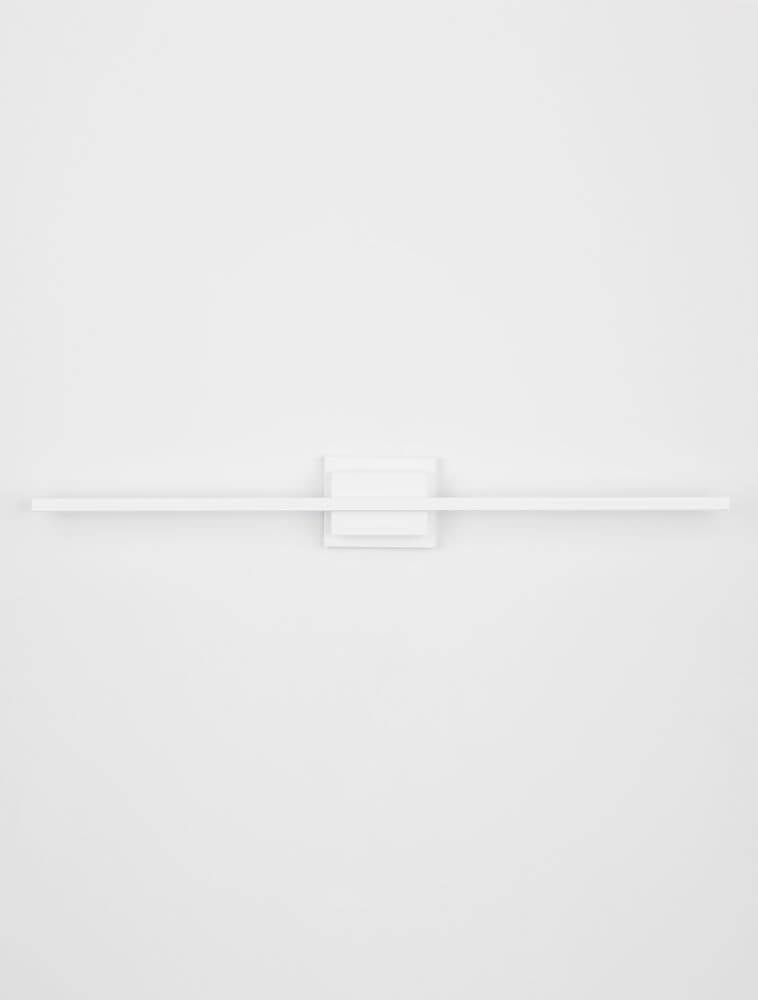 Azure LED Wandleuchte 3000K Weiß an einer weißen Wand, modernes Design, vielseitig einsetzbar.