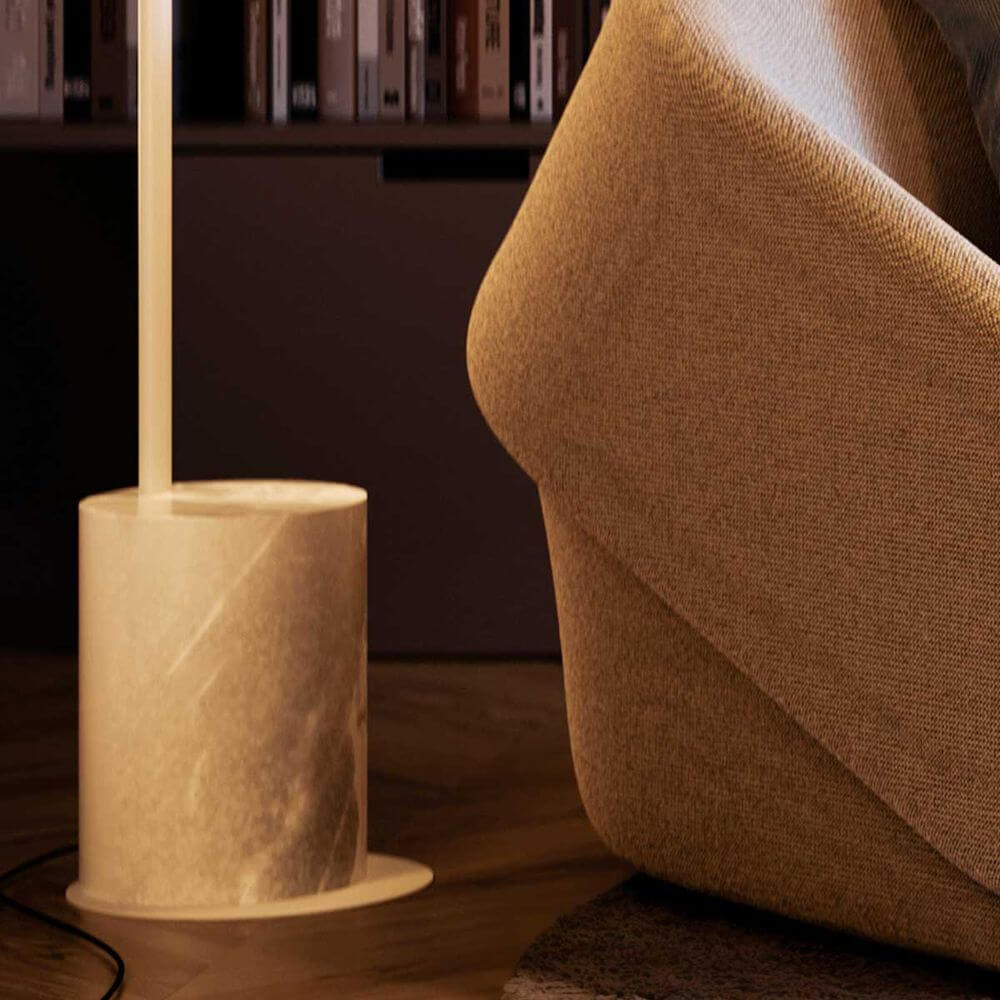 s.luce Lampa łukowa w kształcie kuli z nowoczesną marmurową podstawą