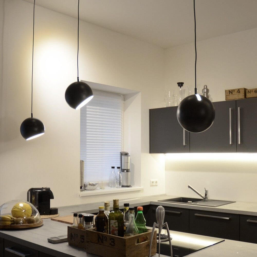 s.luce Kulista lampa stołowa 1-fazowa z podajnikiem końcowym Ø 30 cm