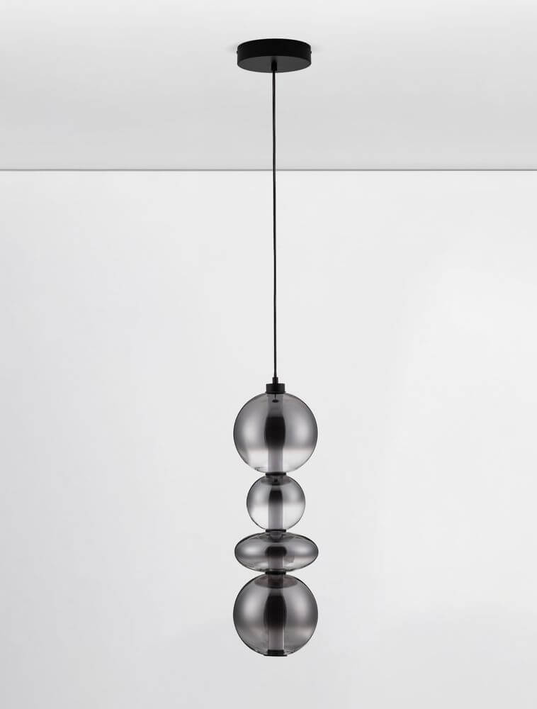 Alt Tag: Bally LED Pendelleuchte Ø 20cm 4-flammig - getönte Glas-Kugel-Pendelleuchte, schwarzes Metall, modern, ideal für Schlafzimmer und Küche