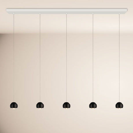 s.luce Beam LED Esstisch-Pendelleuchte Balken 120cm mit fünf schwarzen Lampenschirmen
