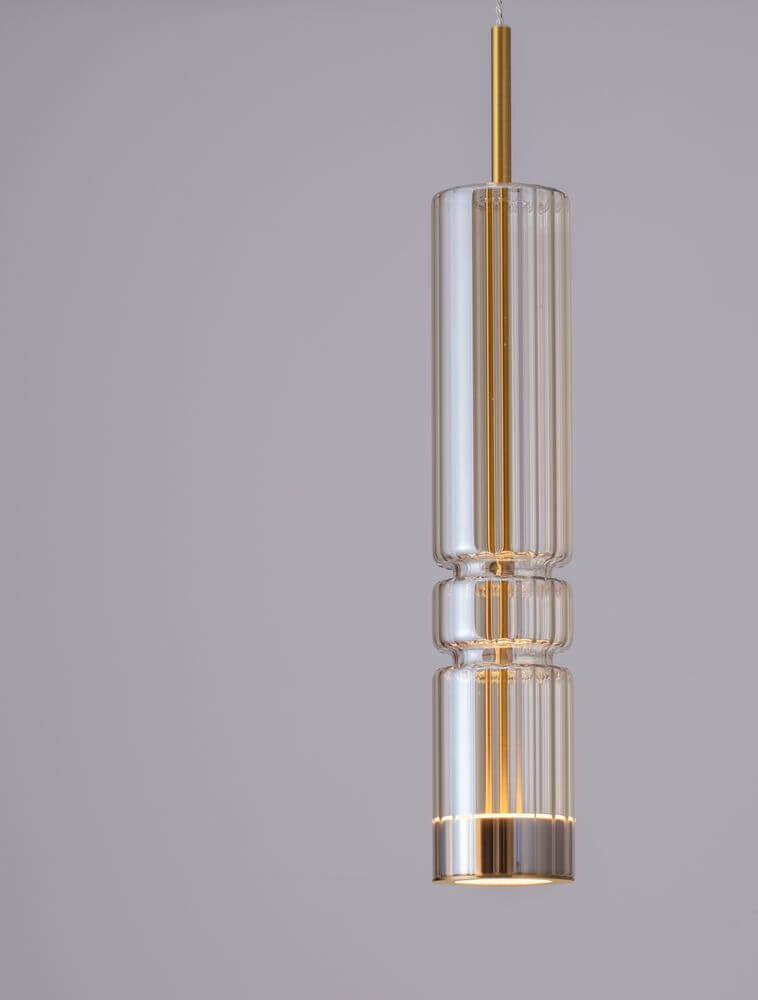 Bento LED Pendelleuchte 3000K Gold, elegante Hängeleuchte aus Glas und Metall.