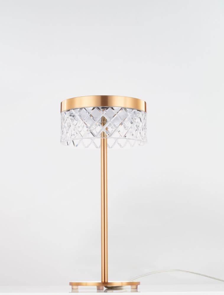 Bion LED Tischleuchte Ø 14,8cm 3000K Gold mit modernem Design und elegantem Gold-Finish.