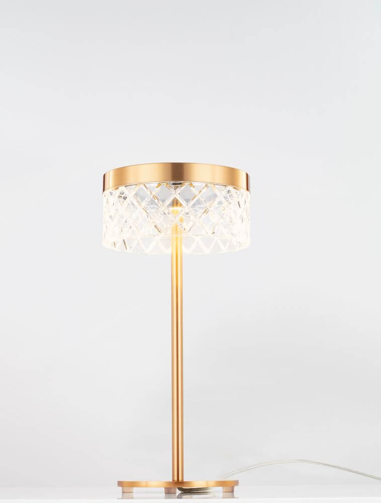 Bion LED Tischleuchte Ø 14,8cm 3000K Gold in modernem Design mit elegantem Gold-Finish.