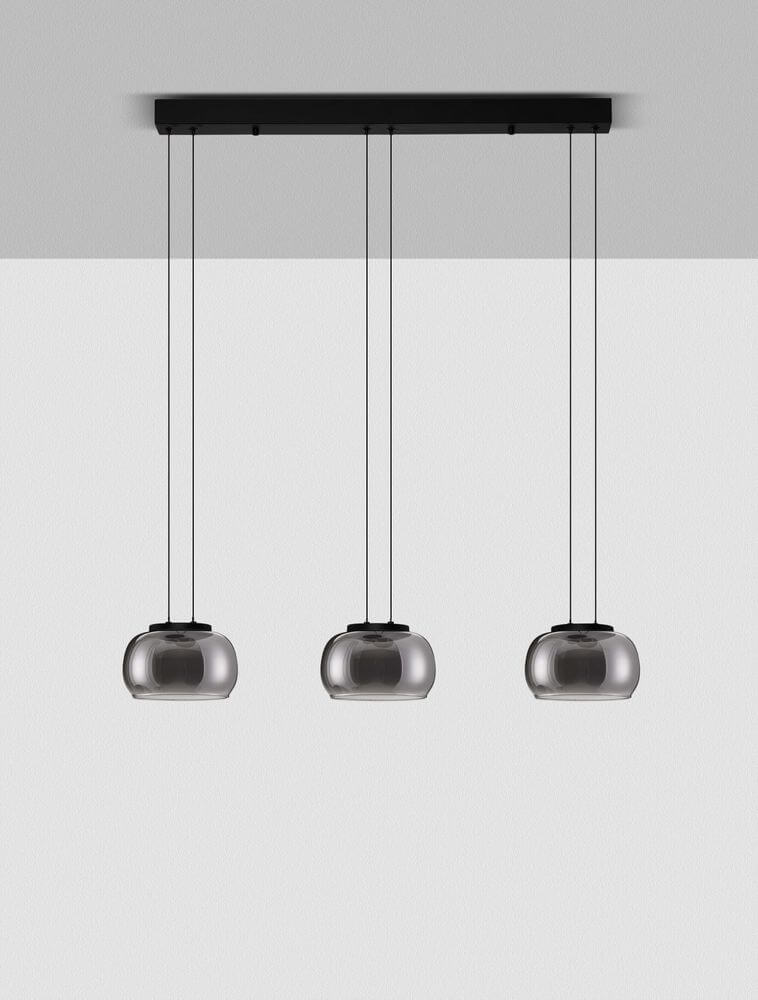 Bios Pendelleuchte 3-flammig 3000K Schwarz, Rauch mit minimalistischem Design.