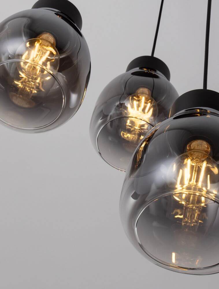 Blacu Pendelleuchte 3-flammig Schwarz mit modernem Design und warmem Licht