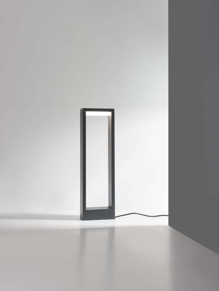 Bliss LED Außenwegeleuchte 3000K Dunkelgrau IP54 im minimalistischen Design aus Aluminium und Acryl