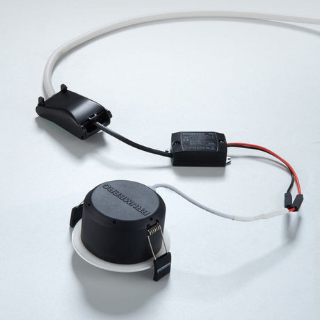 Brumberg Foco empotrable de techo LED Indiwo83 cromo dim2warm