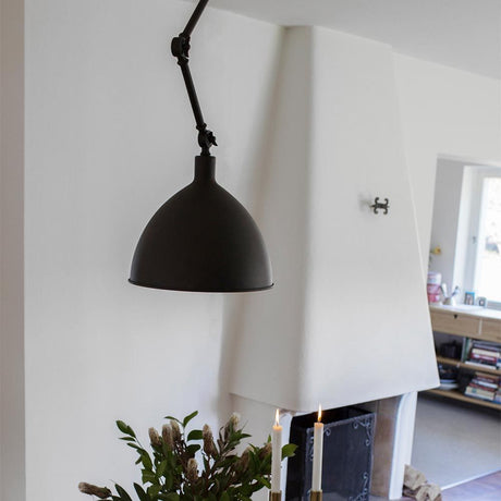 Lampada a sospensione Bazar Ø 30 cm regolabile con finitura sabbia nera, ideale per gli ambienti domestici.