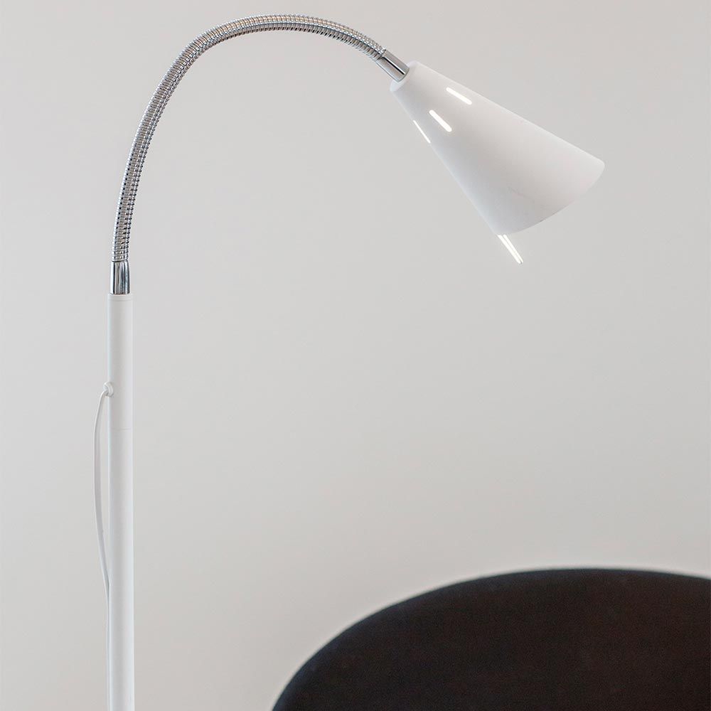 Gulvlampe Best 140 cm - moderne, minimalistisk lampe med justerbart hode og stilig design.