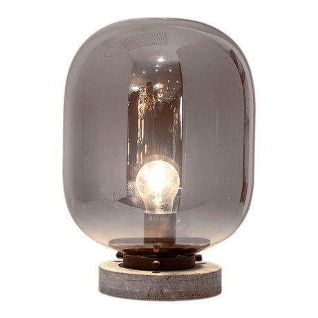 Tischleuchte Leola Rauchglas Schirm mit rauchglasigem Schirm, mattem schwarzem Metall und grauem Steinfuß.